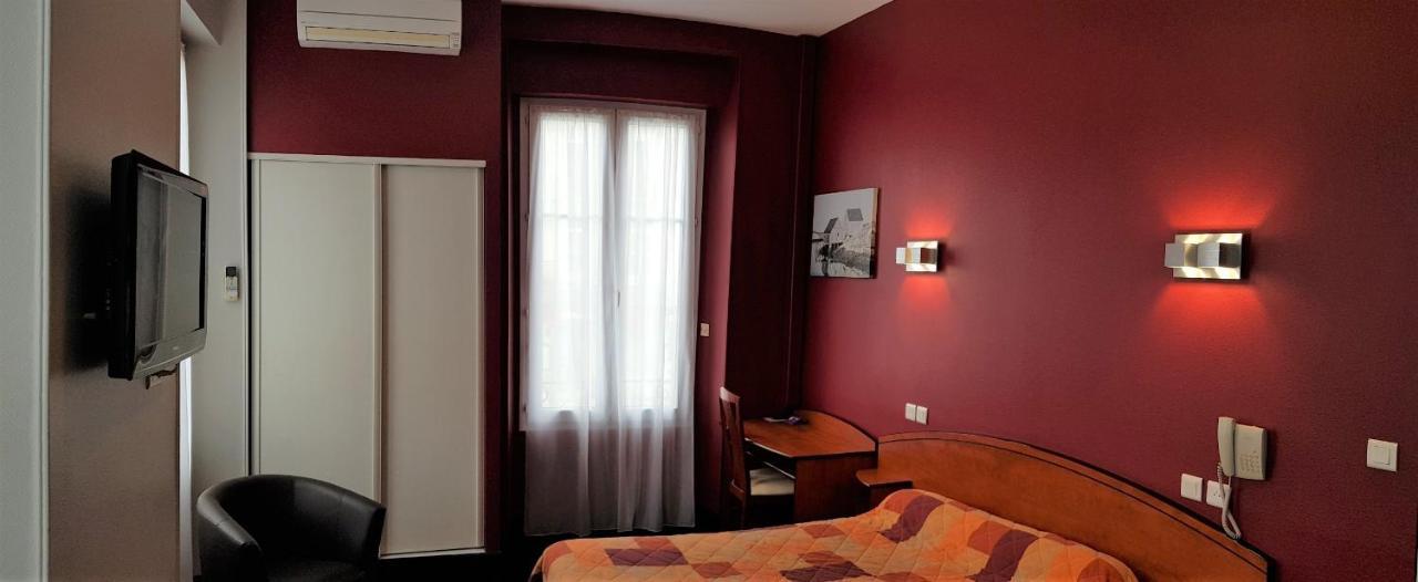 אולורן-סנט-מארי Hotel De La Paix מראה חיצוני תמונה