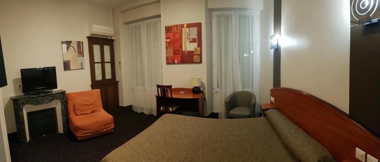 אולורן-סנט-מארי Hotel De La Paix מראה חיצוני תמונה